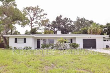 Main picture of 6624 Fairway Dr