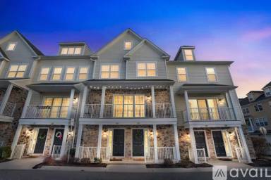 Main picture of 204 Dana Dr