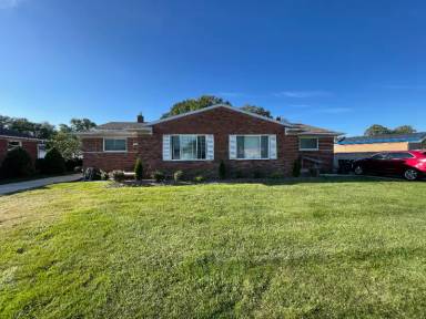 Main picture of 20800 Martin Rd