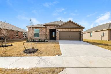Main picture of 2101 Meadow Dr