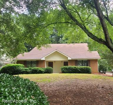Main picture of 546 Plymouth Ln