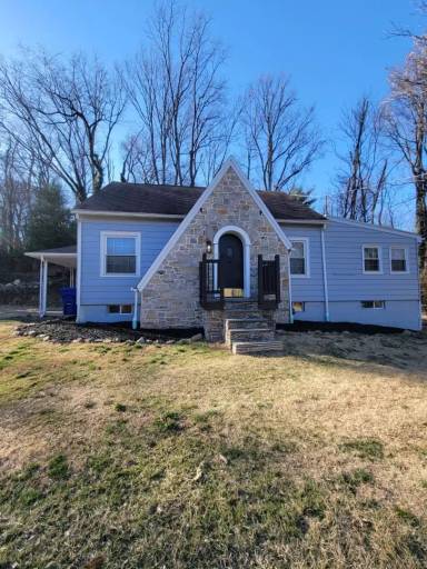 Main picture of 2660 Sheridan Rd