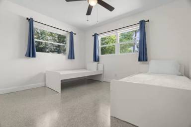 Main picture of 3612 W Leila Ave