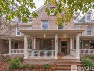 Main picture of 1095 Market St