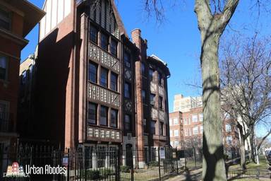 Main picture of 5516 N Kenmore Ave