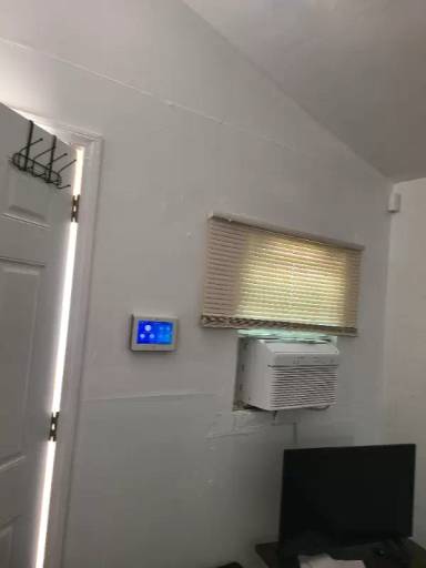 Main picture of 4016 Wabash Ave