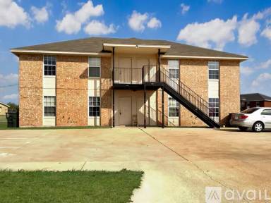 Main picture of 5811 Redstone Dr