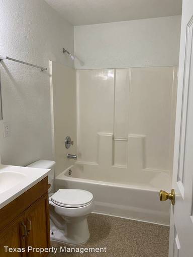 Main picture of 404 S Anglin St