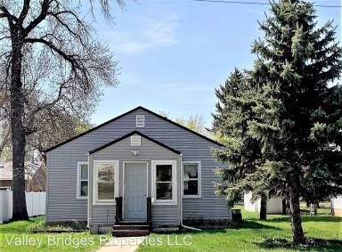Main picture of 715 5th St SW