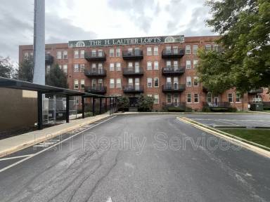 Main picture of 55 S Harding St