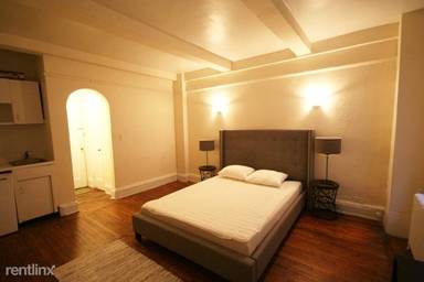 Main picture of 10 Waverly Pl