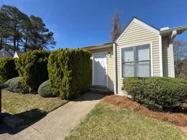 Main picture of 8804 Ridgemoore Ct