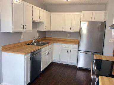 Main picture of 1347 Sims St