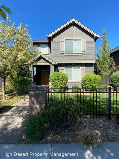 Main picture of 3715 NE Purcell Blvd