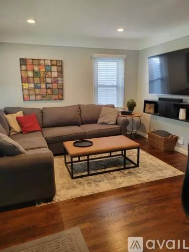 Main picture of 391 Fielding St
