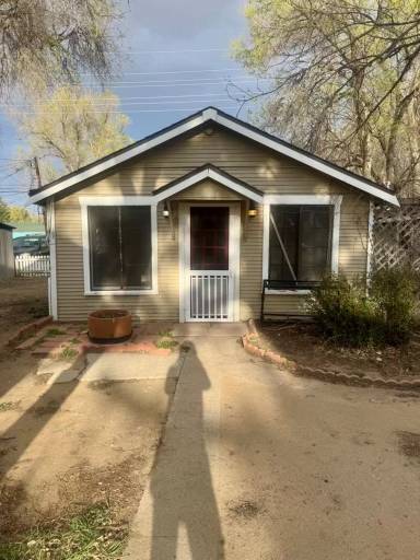 Main picture of 21 Bonfoy Ave