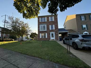 Main picture of 2 Knox Cir SE