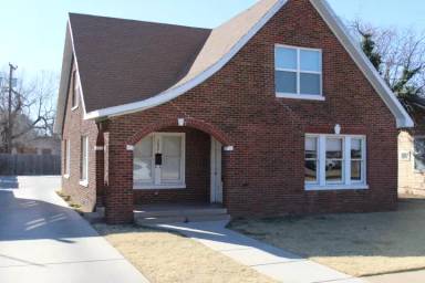 Main picture of 2023 15th St