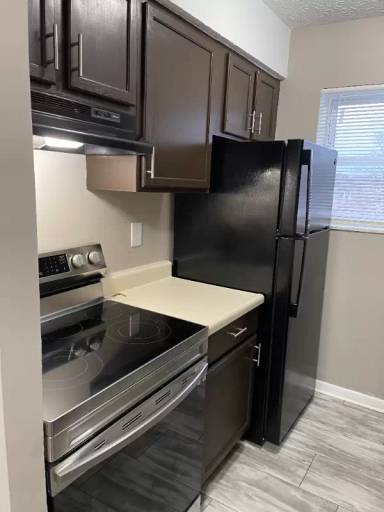Main picture of 2483 Montana Ave