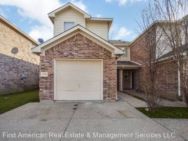 Main picture of 2332 Kingsway Dr