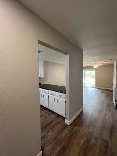 Main picture of 6384 Sandy Ln