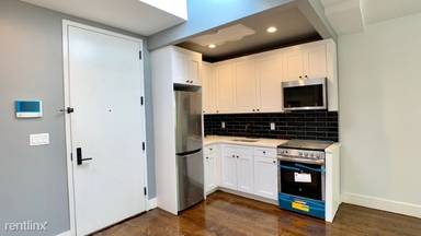 Main picture of 425 S 5th St