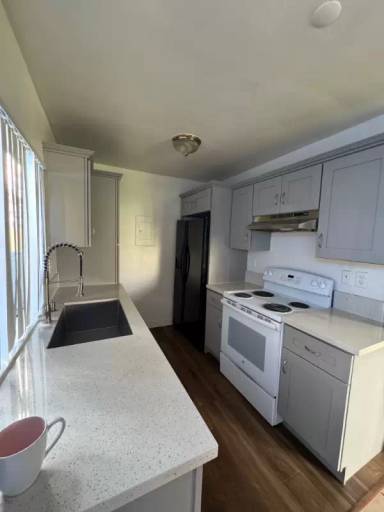 Main picture of 23244 Orange Ave