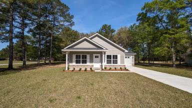 Main picture of 23 Taylor Creek Spur NE