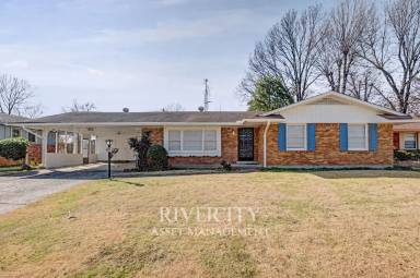 Main picture of 3751 Charles Dr