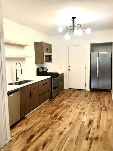 Main picture of 2783 W Henry Ct