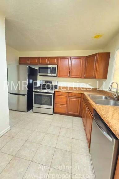 Main picture of 2146 NW Lincoln Ave
