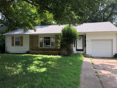Main picture of 624 E Seminole St