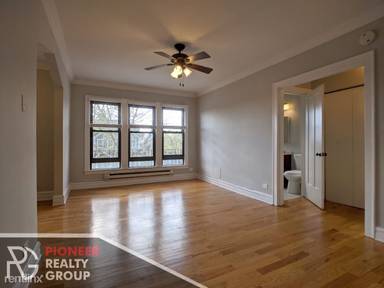 Main picture of 4737 N Hermitage Ave