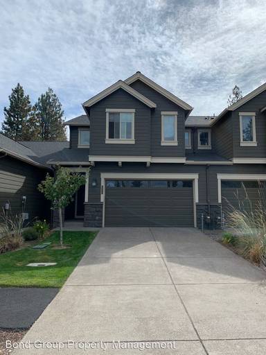 Main picture of 60411 Hedgewood Ln