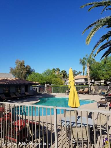 Main picture of La Tierra