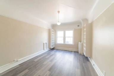 Main picture of 2122 Dwight Way