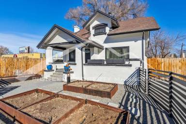 Main picture of 1484 Cherry St
