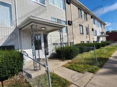 Main picture of 20160 Conant St