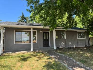 Main picture of 3397 SE Hathaway Dr