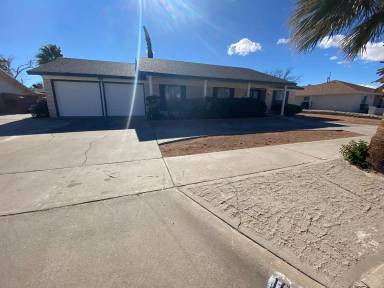 Main picture of 10628 Quezada Ave