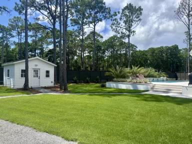 Main picture of 493 Golf Club Dr