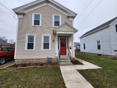 Main picture of 310 W 7th Ave