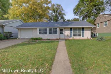 Main picture of 411 29th Ave W