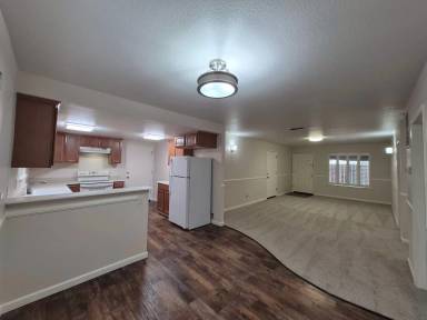 Main picture of 2404 24th St