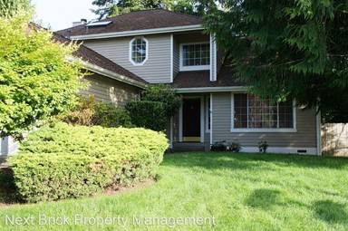 Main picture of 22201 NE 9th Dr