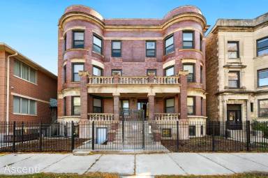 Main picture of 4519 S Michigan Ave