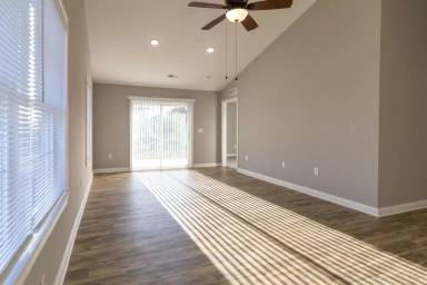 Main picture of 316 Prescott Ln
