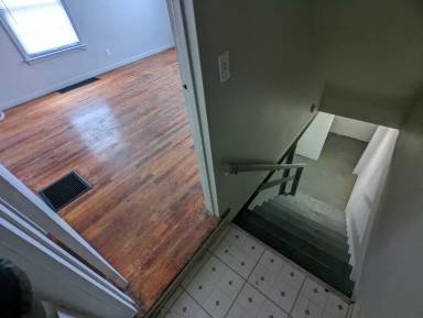 Main picture of 378 N Roosevelt Ave