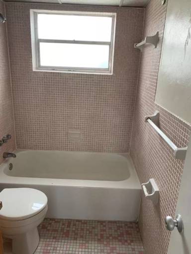 Main picture of 1315 W 29th St Apartments