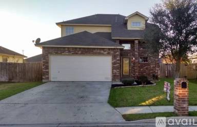 Main picture of 3432 Rob Roy St